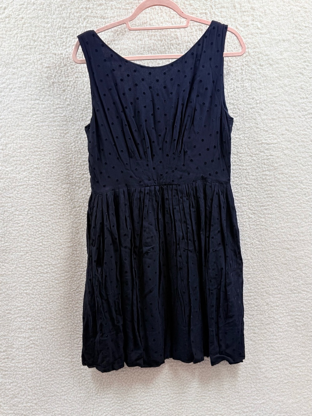 Emily and fin Black Sleeveless Pleated Dres Sleeveless Black Swiss Dot Size XL